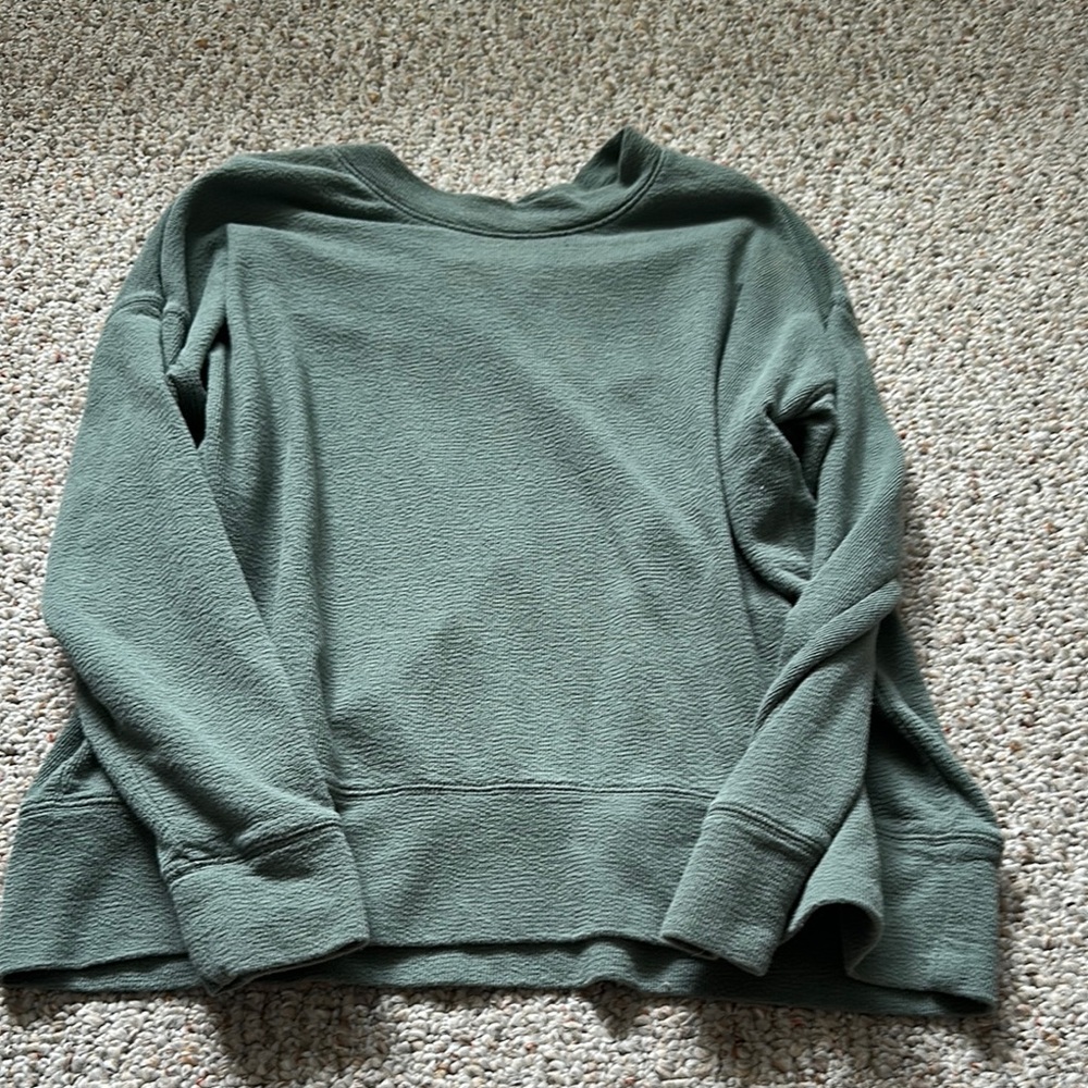 Aerie Sage Textured pull over